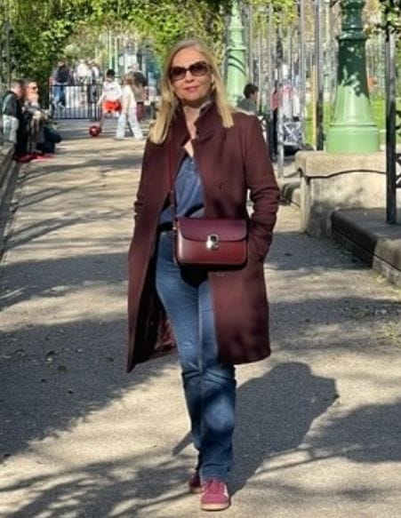 Nathalie Toprak, responsable administrative et réceptionniste du Dispensaire Français